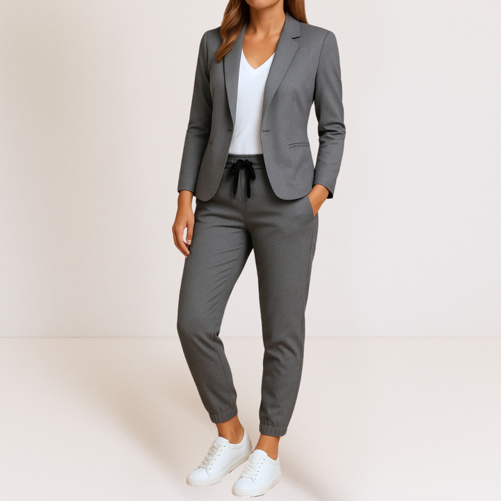 Naisa - Tailored Two-Piece Suit